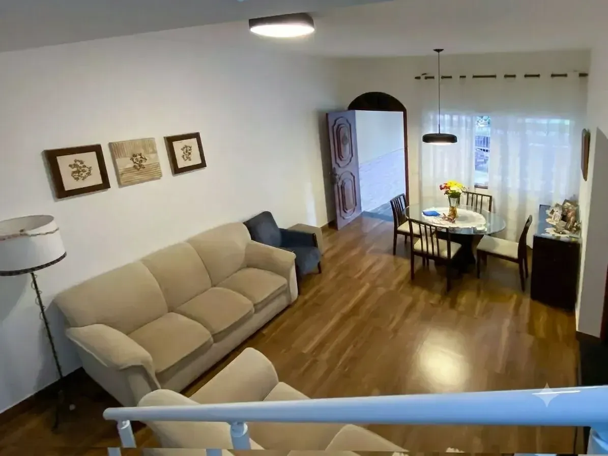 Imagem Casa de Vila com 4 Quartos à Venda, 220 metros em Vila Yara - Osasco