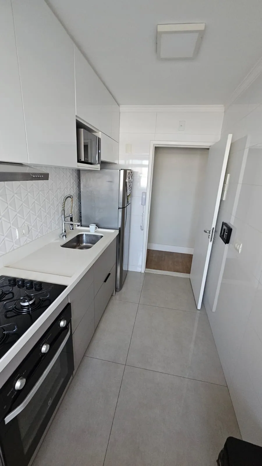 Imagem VENDO LINDO APARTAMENTO DE 03 DORMITORIOS NO BAIRRO CAMPO GRANDE!