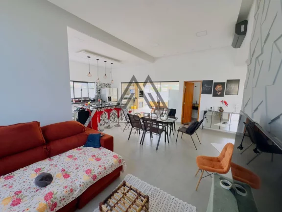Imagem Casa Térrea com 3 suítes no Ninho Verde I - Mobiliada