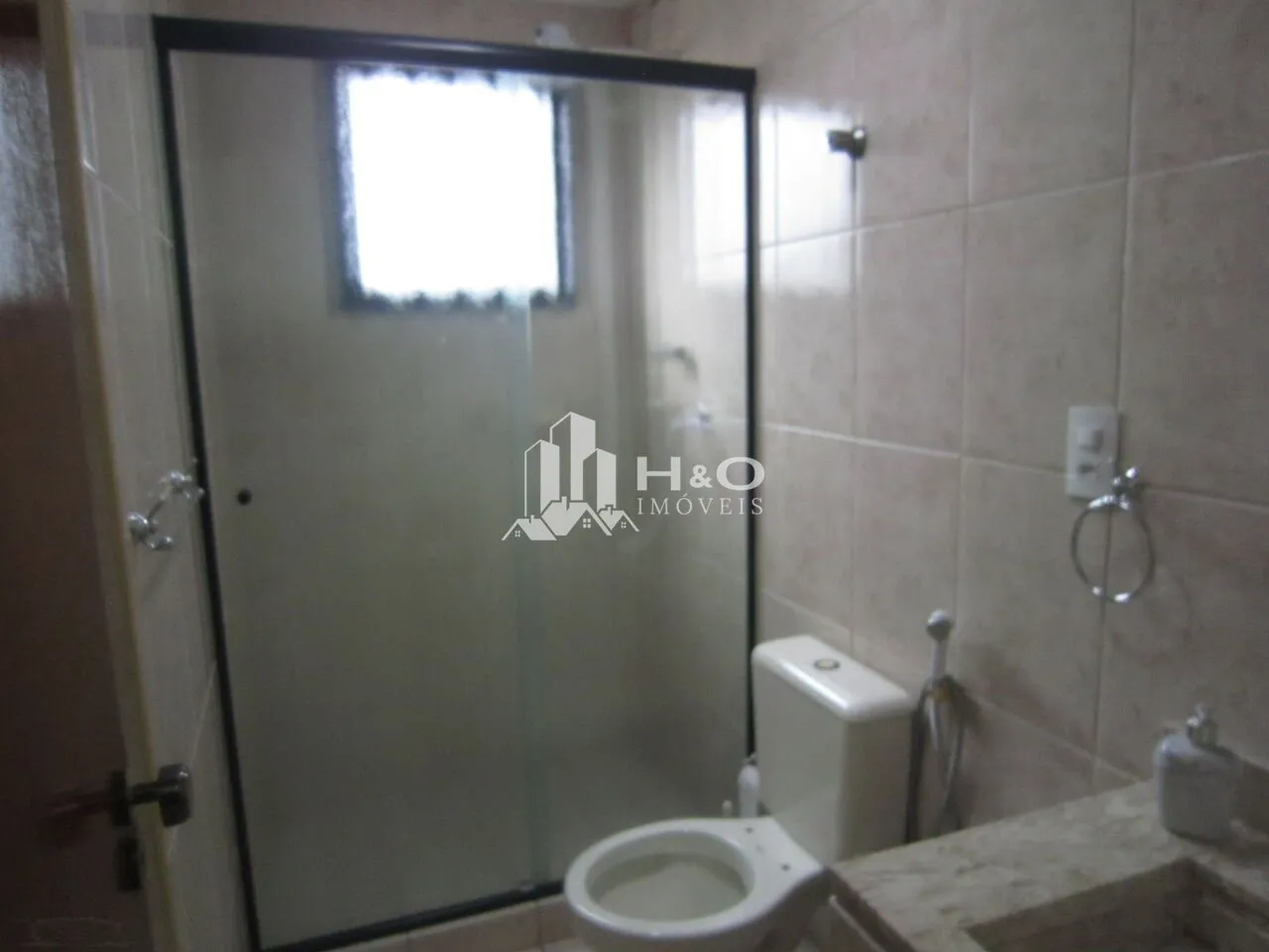 Imagem Apartamento à venda na Praia Grande - Bairro Guilhermina, a apenas 100 metros da praia!