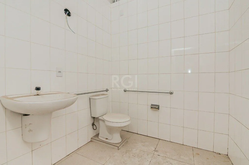 Imagem Predio para Venda - 241.18m², 0 dormitórios, Petrópolis