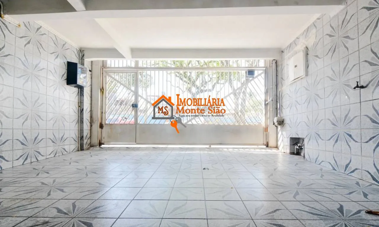 Imagem Sobrado com 3 dormitórios à venda, 266 m² por R$ 600.000 - Jardim Paraventi - Guarulhos/SP