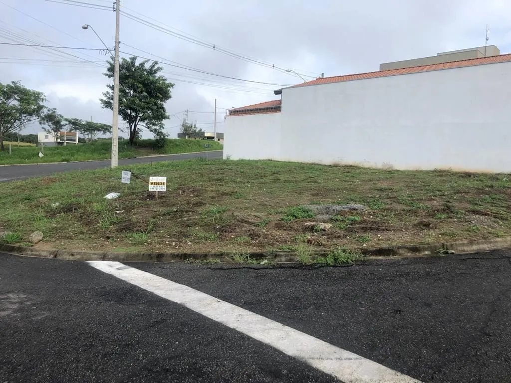Imagem Terreno à venda 262.42M², Loteamento Residencial e Comercial Flamboyant, Pindamonhangaba - SP