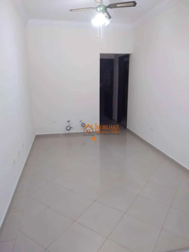 Imagem Casa com 3 dormitórios à venda, 170 m² por R$ 710.000,00 - Jardim Pinhal - Guarulhos/SP