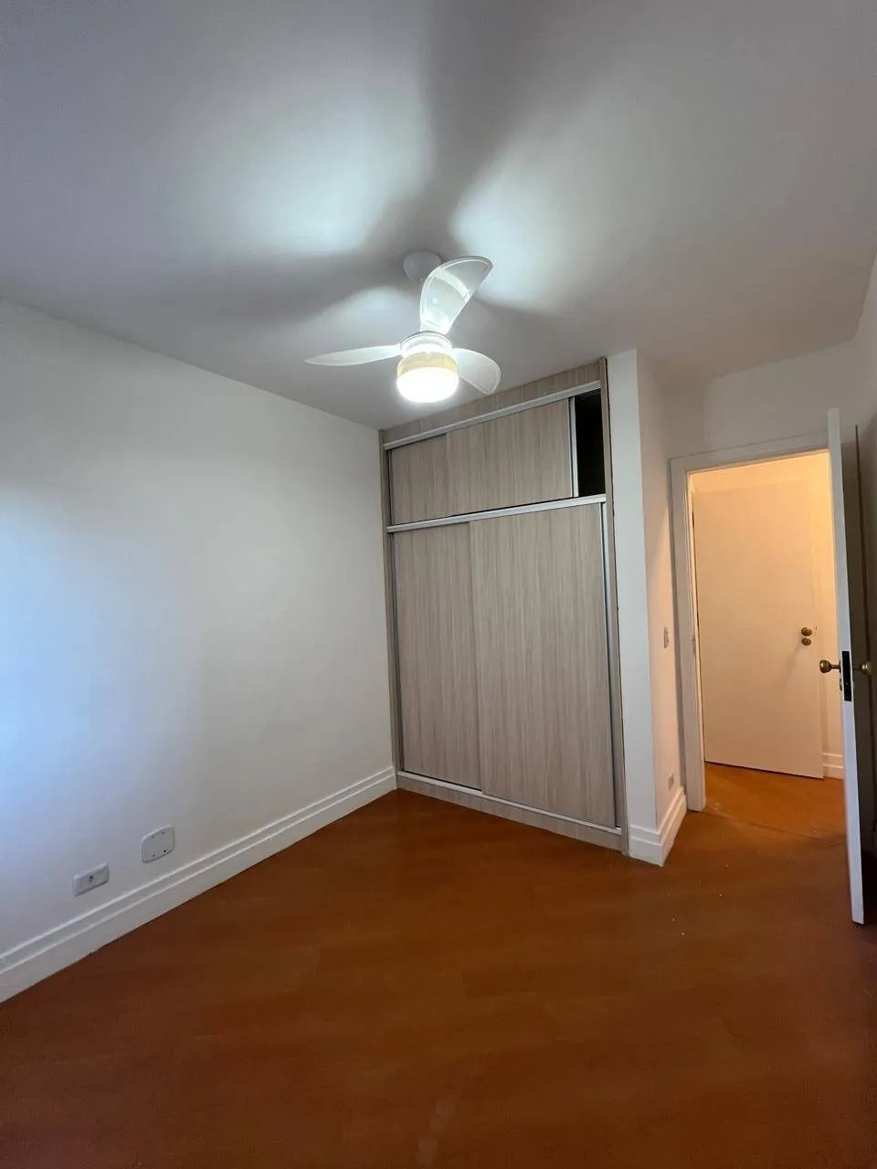 Imagem Oportunidade: Apartamento no Centro de Alphaville, Barueri - SP