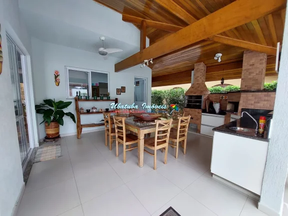 Imagem Excelente casa em condomínio fechado com 04 dormitórios