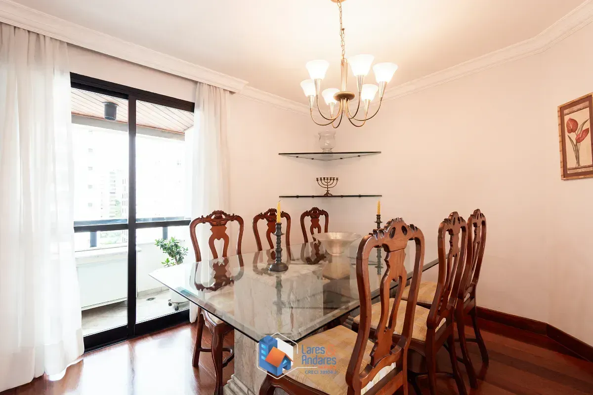 Imagem Apartamento para venda em Moema com 4 quartos, sendo 3 suítes, 164m²