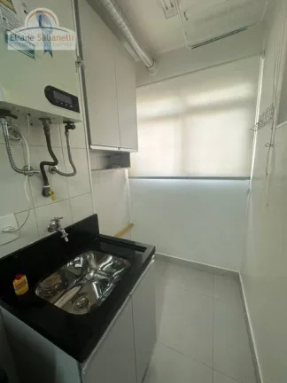 Imagem Apartamento à venda com 3 dormitórios, 2 banheiros, 76 m² Jd. Colombo.