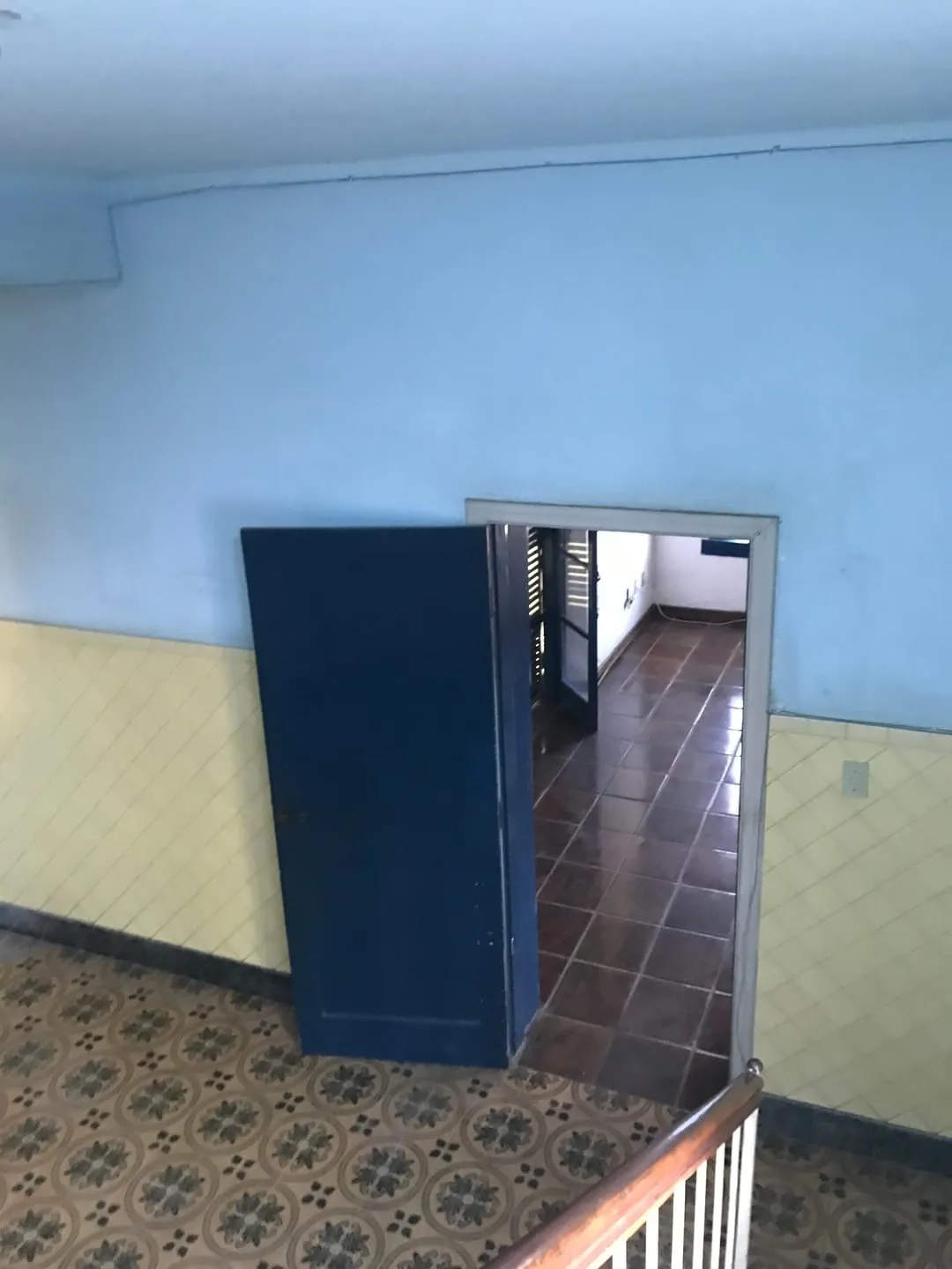 Imagem Sobrado de Esquina com 368,50m² no Centro de Pinda - Ótima Oportunidade para Residência ou Comércio de Sucesso!