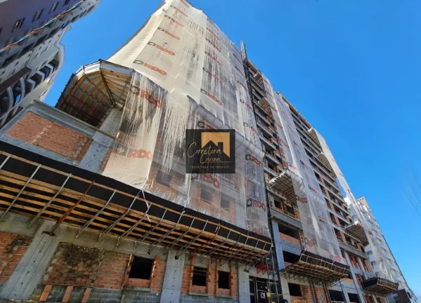 Imagem Apartamento no 8º andar com 113,35m² privativos, 3 quartos sendo 3 suítes com persianas automatiz...