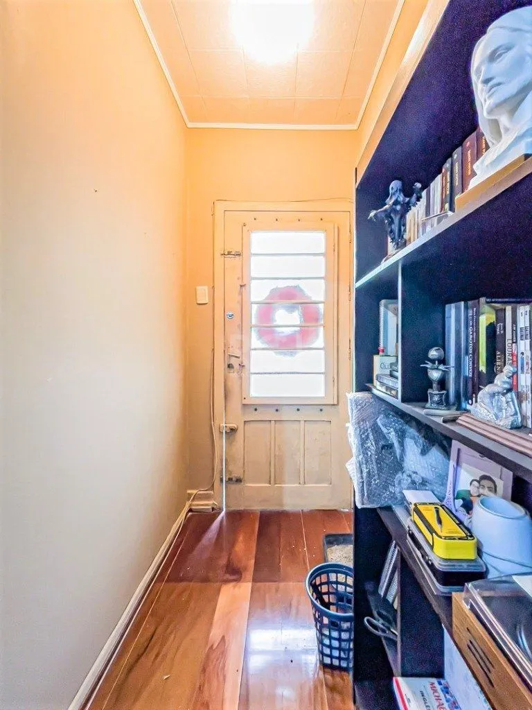 Imagem Casa para Venda - 212m², 3 dormitórios, 3 vagas - Azenha