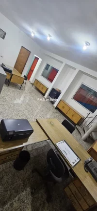 Imagem Galpão com 1370m2 no Brás.