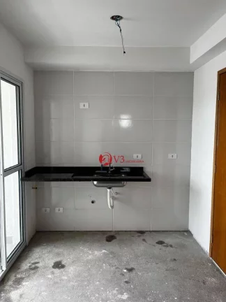 Imagem Apartamento a venda com 2 dormitorios, sala e cozinha integrada, com vaga varanda e sacada