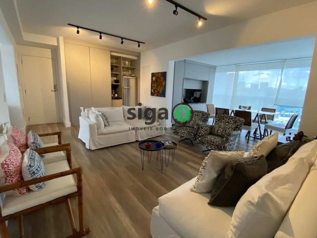 Imagem Lindo apto semi mobiliado, com 2 suites, 2 vagas, em Pinheiros