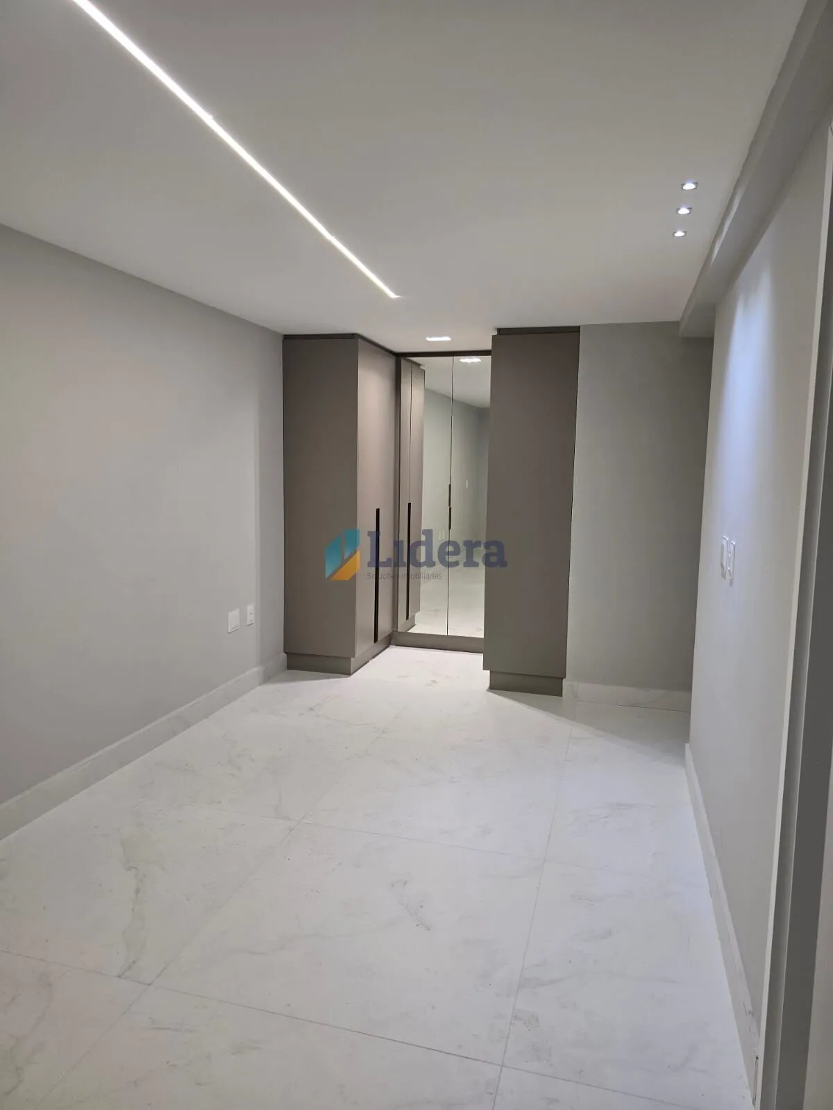 Imagem Apto Alto Padrão - 80m² - 3 quartos - 1 suite - Móveis projetados - em Manaíra, João Pessoa/PB