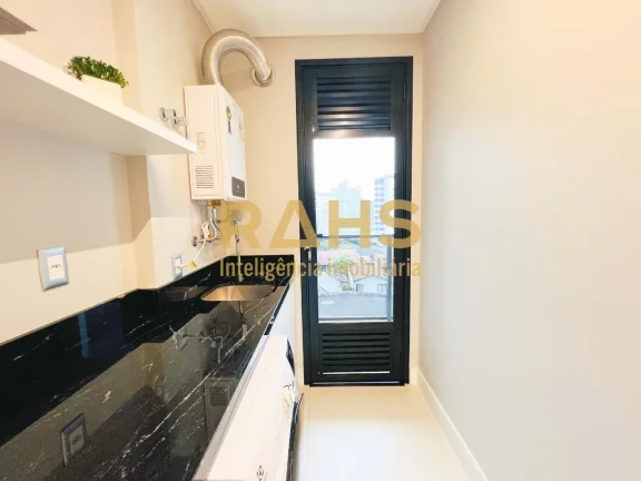 Imagem Lindo Apartamento no Bairro Atiradores Decorado e Equipado com 81,43 m². 2 suítes, lavabo, sacada ...