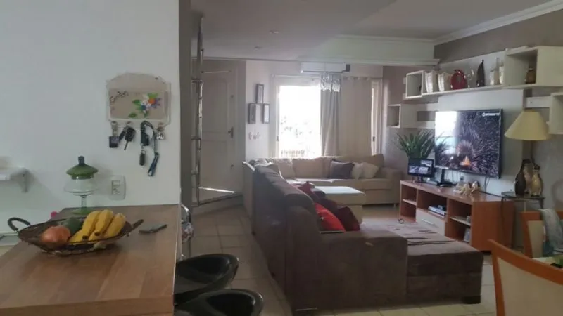 Imagem Casa para Venda - 165.52m², 3 dormitórios, sendo 1 suites, 2 vagas - Sarandí