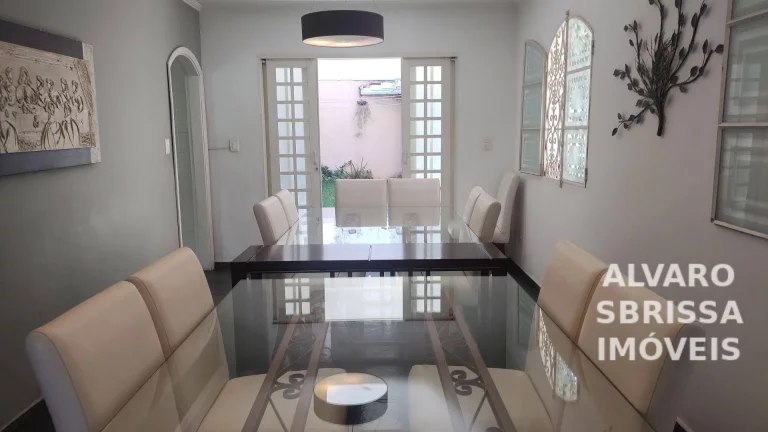 Imagem Casa térrea no Bairro Brasil em Itu, com 4 dormitórios. local nobre, at:315m2 ac:250m2