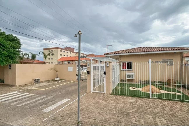 Imagem Casa em Condomínio para venda no bairro Rio Branco em Canoas