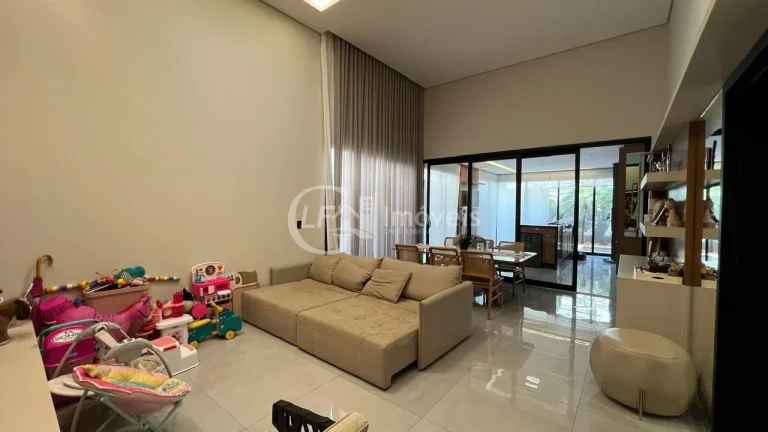 Imagem Casa à venda em Campo Grande-MS, Alphaville II: 2 quartos, 2 suítes, 3 salas, 2 banheiros, 4 vagas de garagem, 238m².