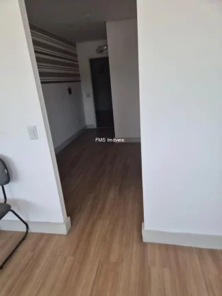 Imagem Conjunto Comercial à Venda na Barra Funda, São Paulo-SP: 1 Sala, 1 Vaga, 35m² de Área