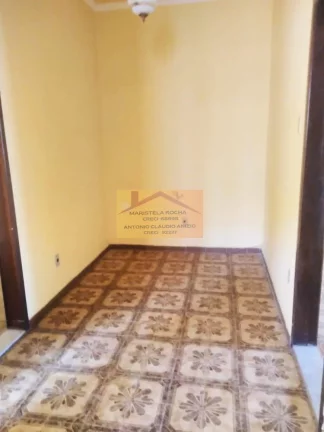 Imagem Oportunidade em Realengo: Casa Espaçosa na Rua Doze!
