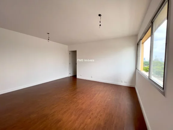 Foto do imóvel Três dormitórios para venda de 122m² na Vila Olímpia