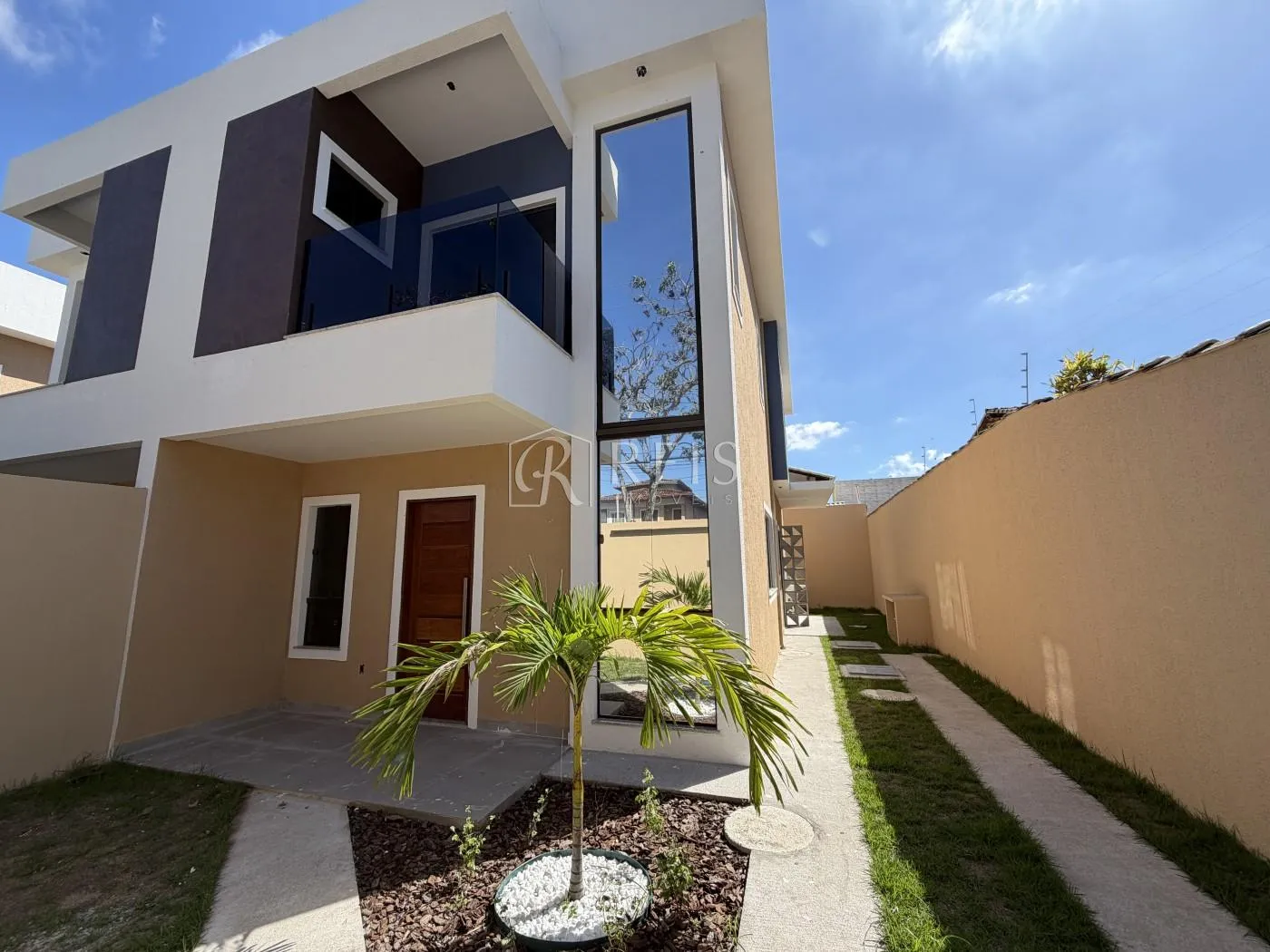 Imagem Casa para Venda em Rio das Ostras, Jardim Mariléa, 3 dormitórios, 1 suíte, 3 banheiros, 2 vagas
