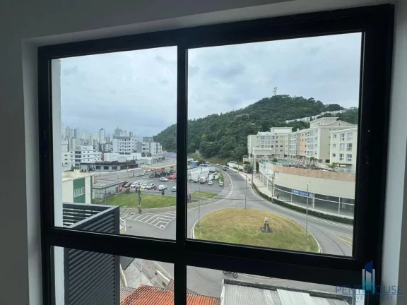 Imagem Apartamento Zona Central para Venda em Balneário Camboriú, Nações, 3 dormitórios, 1 suíte, 2 banheiros, 2 vagas