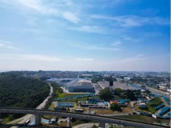 Imagem Galpão Comercial para Locação em Guarulhos-SP Cidade Jardim Cumbica 1.769,21m² de Área Disponível