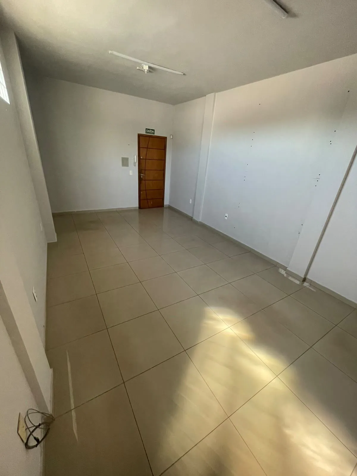 Ponto Comercia com 2 Salas em Rua 24 de Maio