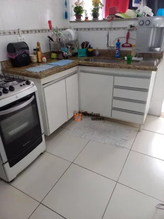 Imagem Apartamento com 2 dormitórios à venda, 79 m² por R$ 280.000 - Catiapoã - São Vicente/SP