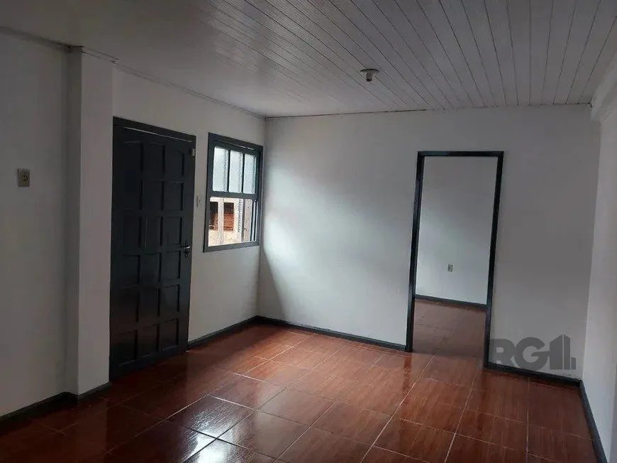 Imagem Casa de 2 dormitórios no bairro Sarandi