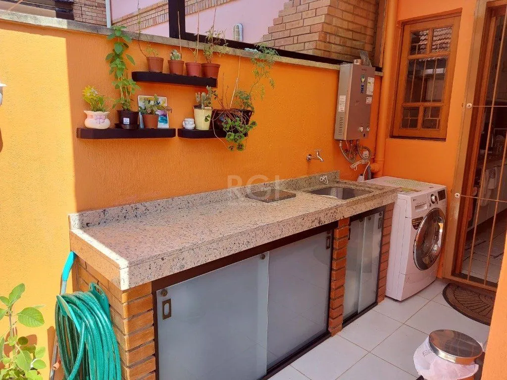 Imagem Casa Condominio para Venda - 234m², 3 dormitórios, sendo 1 suites, 2 vagas