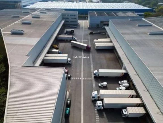 Imagem Galpão Comercial para Locação em Guarulhos-SP Cidade Jardim Cumbica 1.769,21m² de Área Disponível
