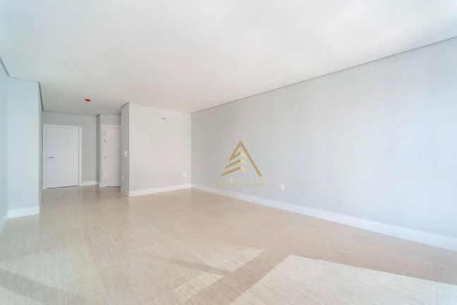 Imagem Apartamento com 3 dormitórios à venda, 120 m² por R$ 2.750.000,00 - Centro - Balneário Camboriú/SC