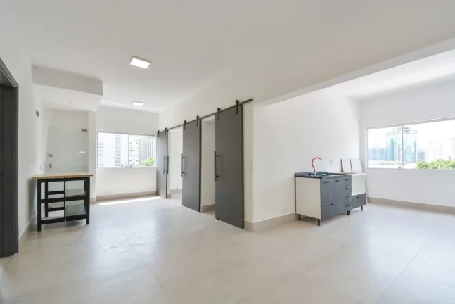 Foto do imóvel Apartamento à venda em São Paulo, Itaim Bibi, com 2 quartos, 75m2 em João Cachoeira