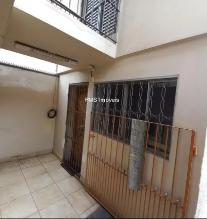 Foto do imóvel Casa à venda ou locação em São Paulo-SP, Planalto Paulista, com 3 quartos, 3 salas, 3 banheiros, 2 garagens, 125m²!