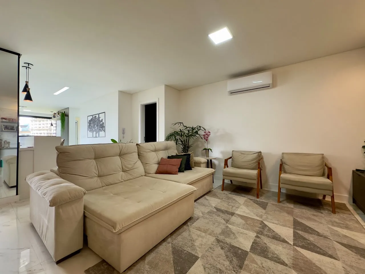 Imagem Apartamento à venda com 136m2 por R$ 2.200.000,00