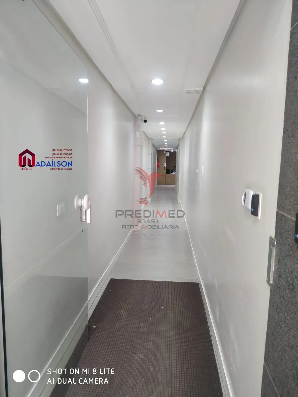 Imagem Sala Comercial em Floripa SC com 2 banheiro à Venda, 145 m² De R$ 700.000 por 649.899.00