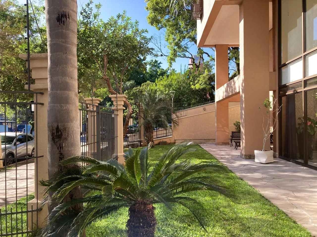 Imagem LINDO APARTAMENTO NO MENINO DEUS com 117 M PRIVATIVOS, 3 DORITÓRIOS COM SUÍTES E VAGA DUPLA