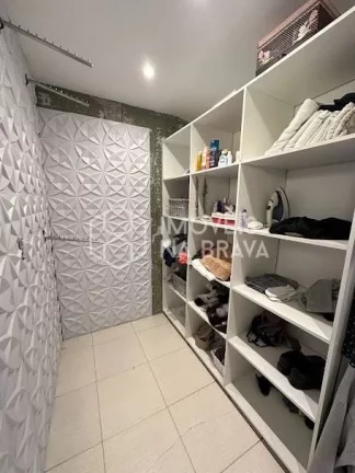 Imagem CASA 3 QUARTOS - 1 VAGA - LOCAÇÃO - CORDEIROS ITAJAI/SC