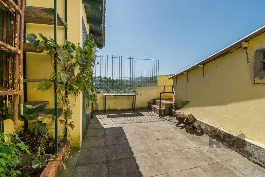 Imagem Casa com 5 dormitórios no bairro Jardim Sabará