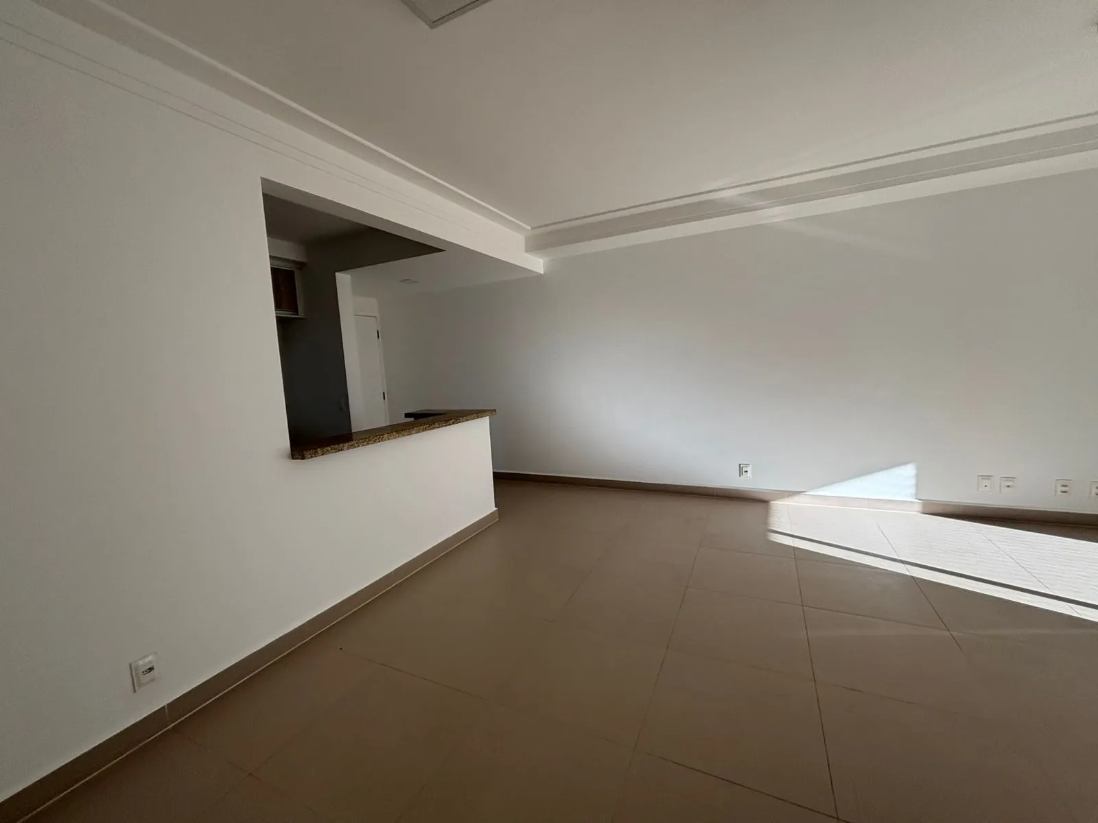 Imagem Apartamento para alugar no Parque Campolim, Sorocaba, 93 m², 3 dormitórios, varanda gourmet, 2 vagas e lazer completo.