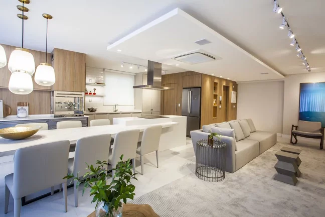 Foto do imóvel Apartamento à venda em Balneário Camboriú, Centro, com 4 quartos, 167m2 em 2070