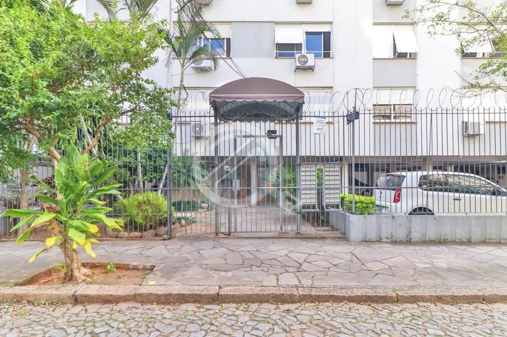 Imagem Apartamento com duas suítes e lavabo, cozinha montada com moves planejados de alto padrão, vaga de...