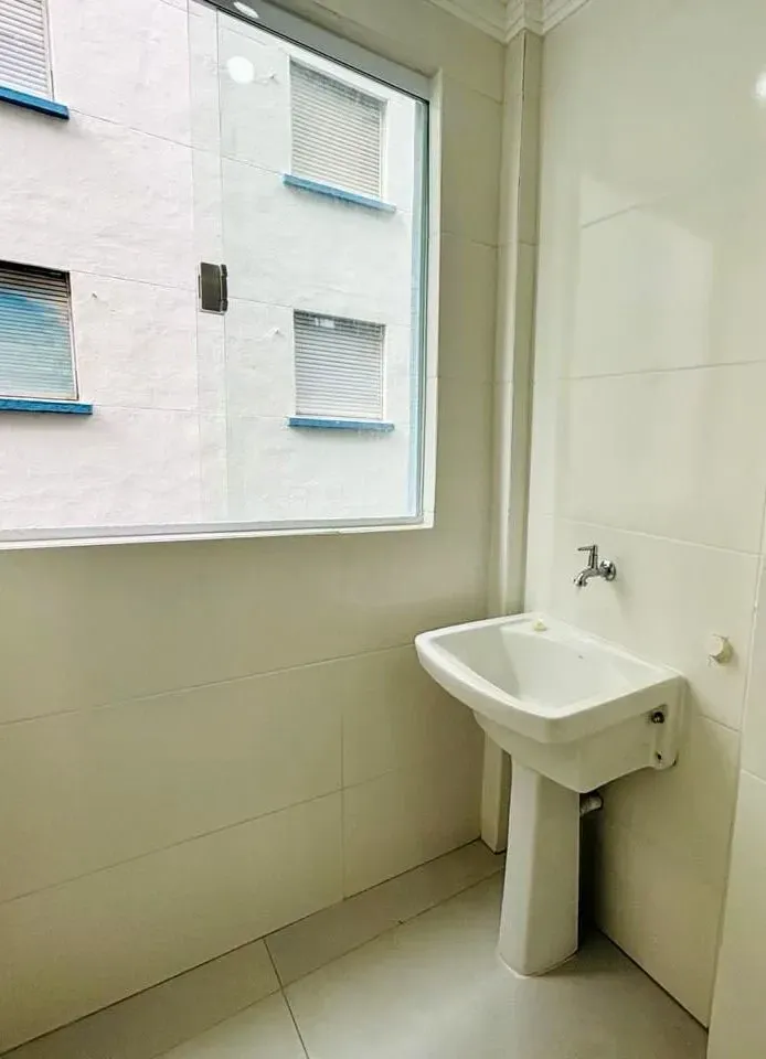 Imagem Apartamento com 1 Quarto à Venda, 30 m² em Embaré - Santos