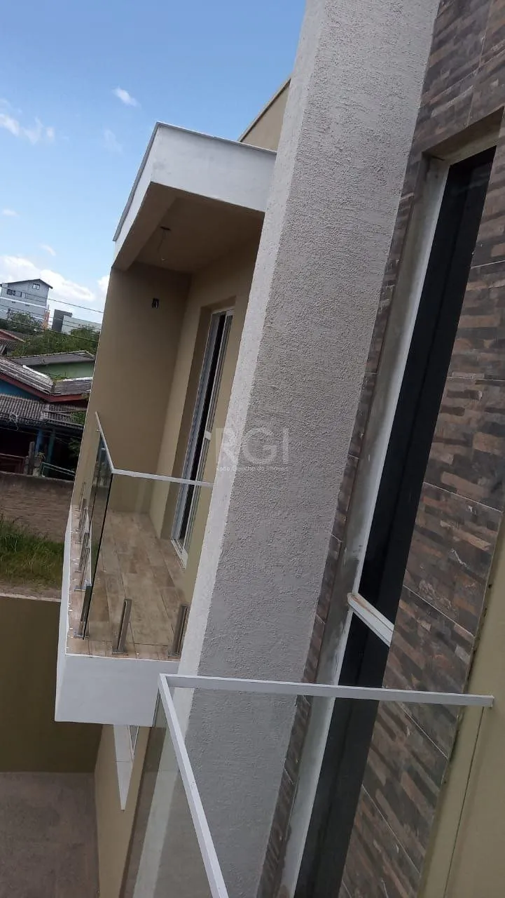 Imagem Sobrado 2 dormitórios, vaga de garagem, Bairro Passos dos Ferreiros