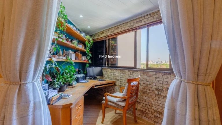 Imagem Apartamento à venda em Pinheiros: 3 quartos, 3 suítes, 1 sala, 4 banheiros, 2 vagas e 160m²