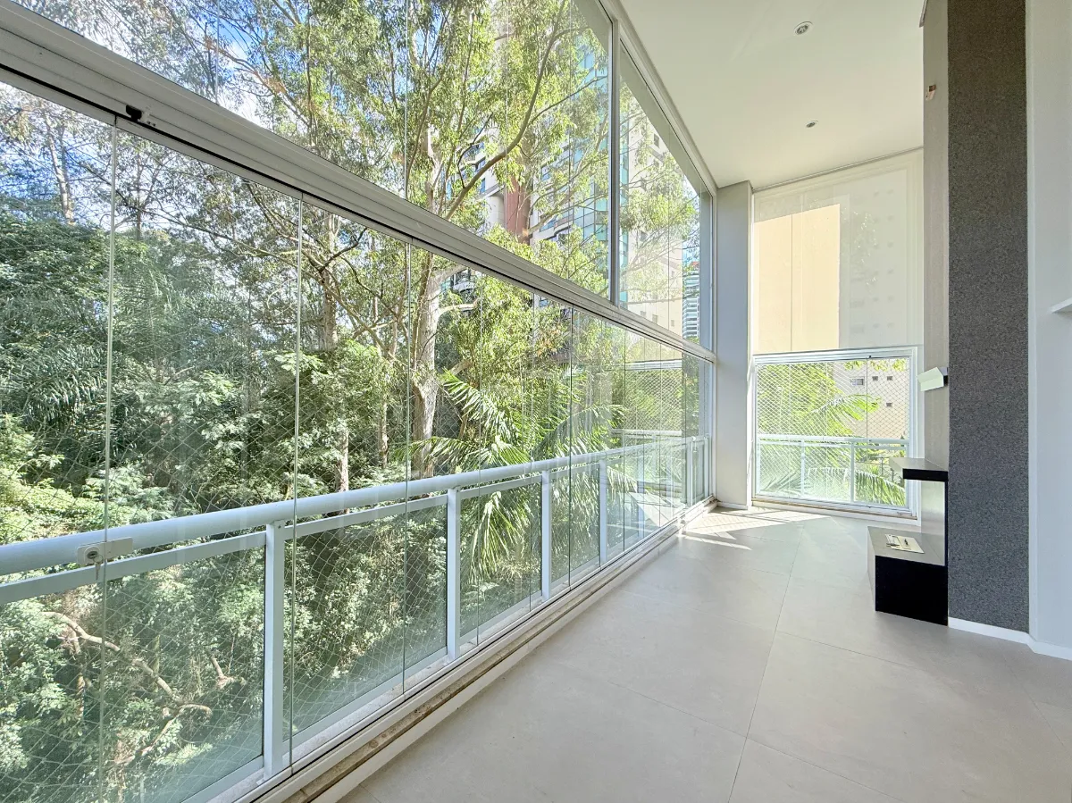 Imagem Apartamento para venda e locação em Jardim Fonte do Morumbi com 4 quartos, sendo 3 suítes, 301m2